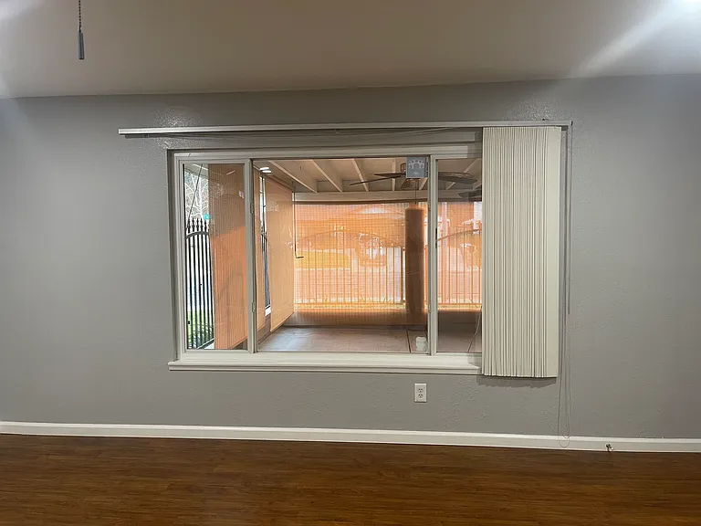 6012 Fair Oaks Dr — Photo 3