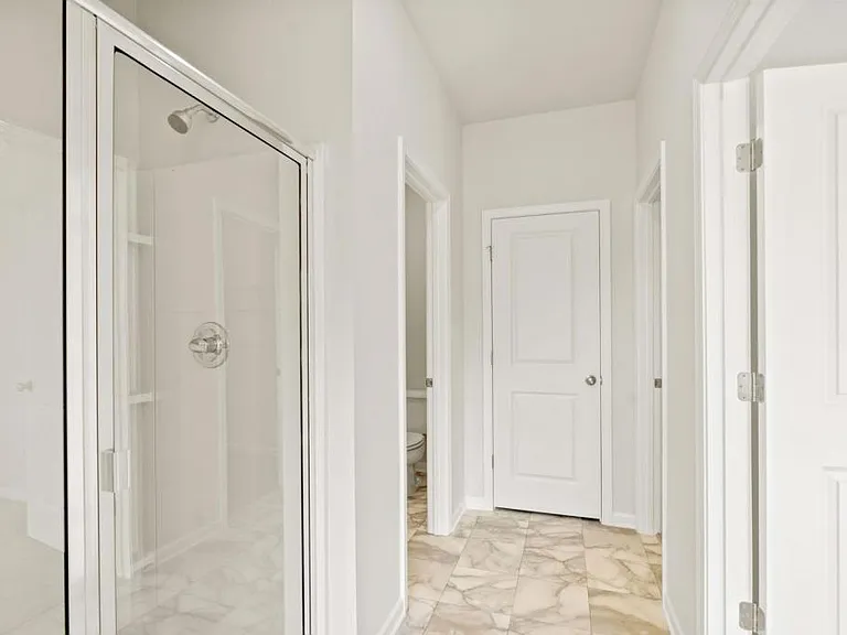 222 Emmett Dr — Photo 29