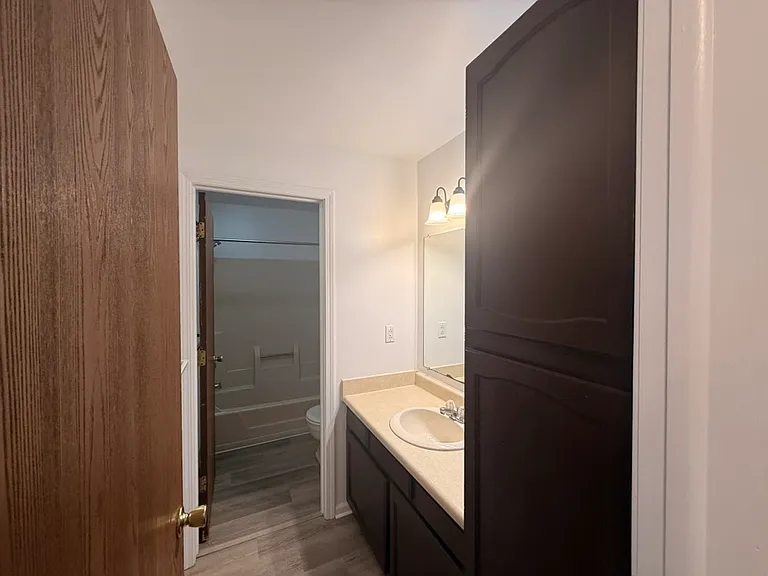 725 Keenway Cir #C — Photo 9