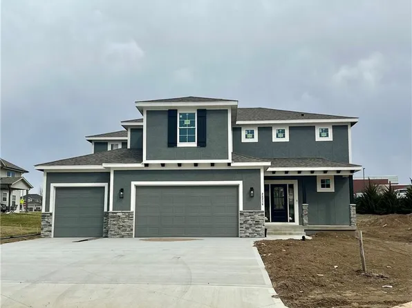 24214 W 58th Pl, Shawnee, KS 66226