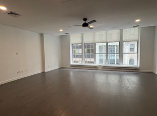 44 W 56th St APT 4, New York, NY 10019