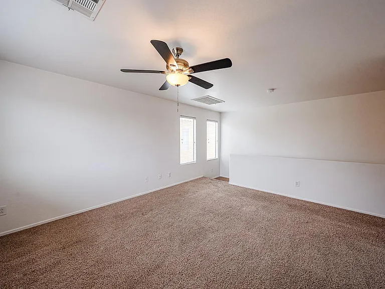 12039 W Leather Ln — Photo 21