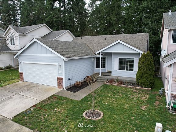 3rd image of 5751 Gateway Ln NE