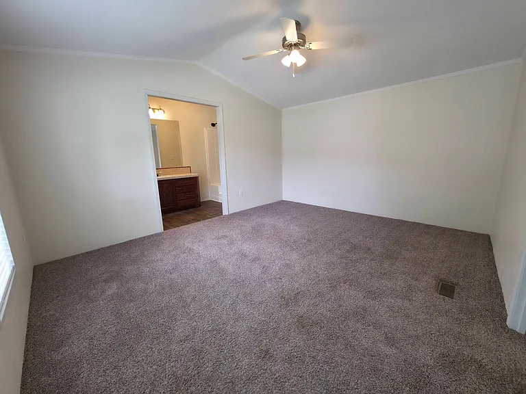 1440 W Plum St #140 — Photo 13