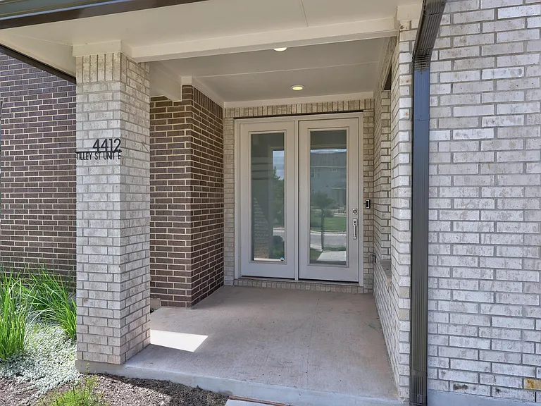 4412 Tilley St #E — Photo 20