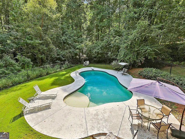 245 Woodsong Dr — Photo 18