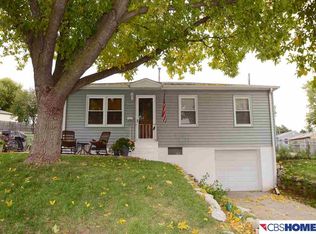 7423 Terry Dr, La Vista, NE 68128