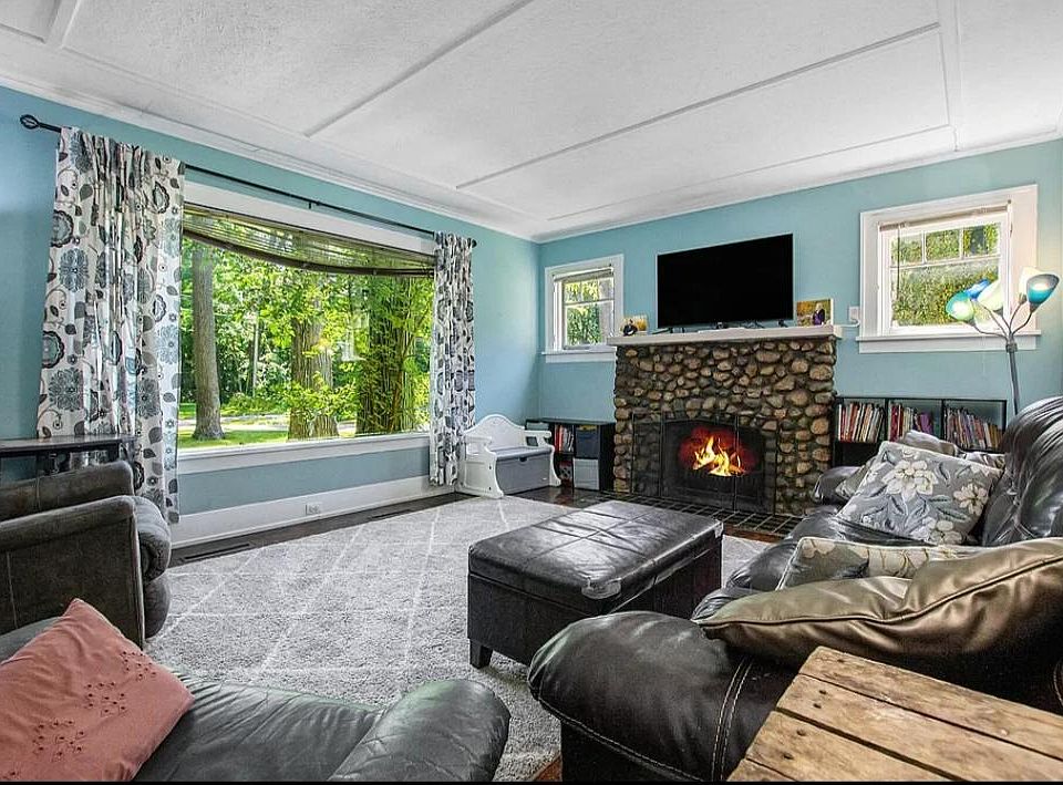 1st image of 1510 S Mears Ave