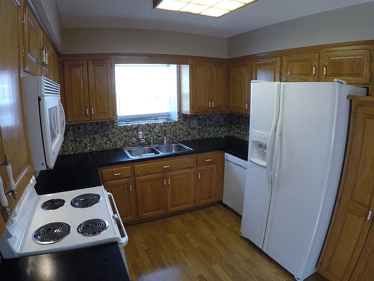 1208 SW Trail Ridge Dr — Photo 5