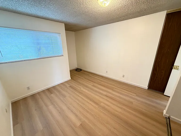 814 Orchard Ave — Photo 16