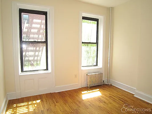 Rented by City Connections Realty | media 37