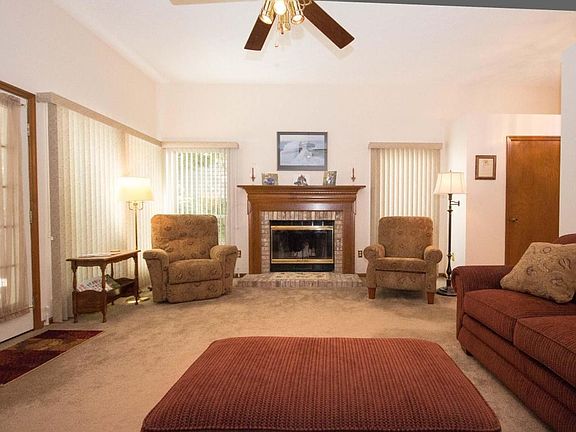 3rd image of 7725 Stow Acres Pl
