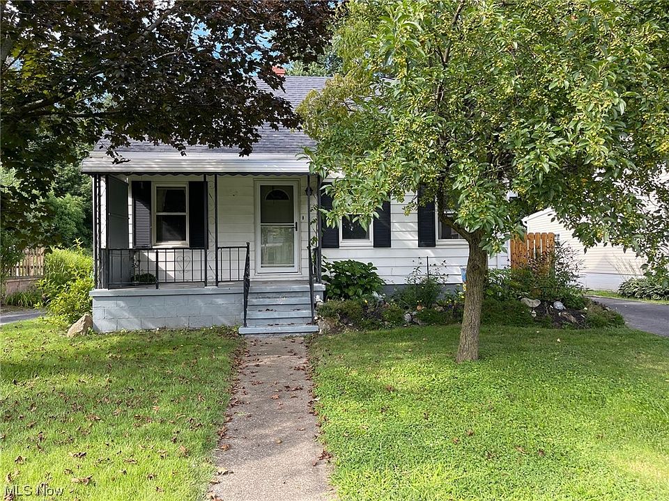 16 Blish Ave Painesville, OH, 44077 Apartments for Rent Zillow