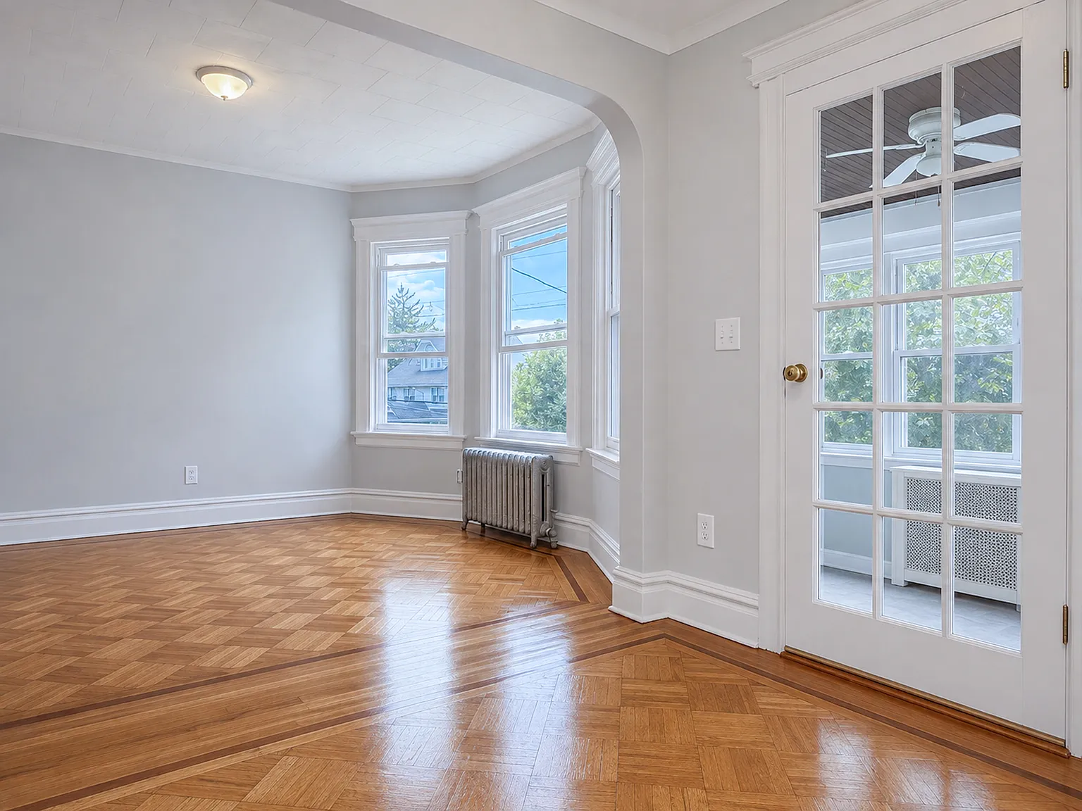 4 bed, 1350 sqft, $3,500 — Photo 3