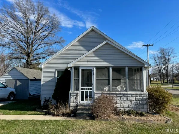 307 S Chestnut St, Huntingburg, IN 47542
