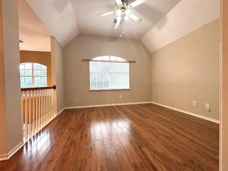 9514 Leaning Tree Ln — Photo 22
