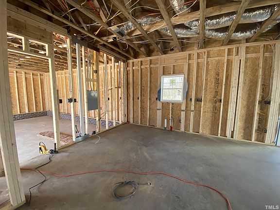 5th image of 254 Kenbridge Ln