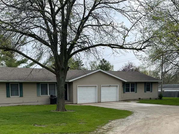 202 S Wetmore St #C, Metamora, IL 61548