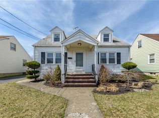 649 Lewis St, Woodbridge, NJ 07095