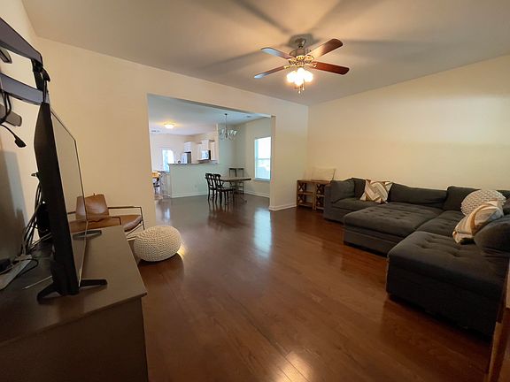 4th image of 4946 Ballantine Dr