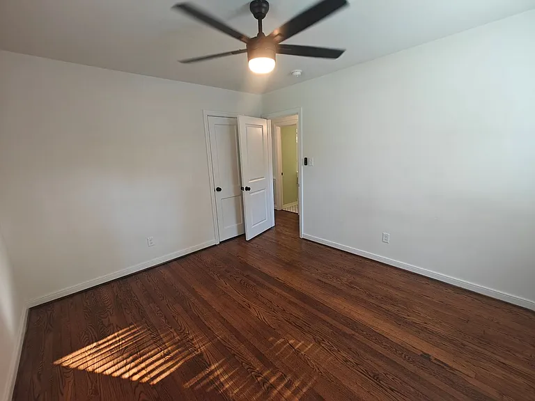 8402 Rolando Dr — Photo 16