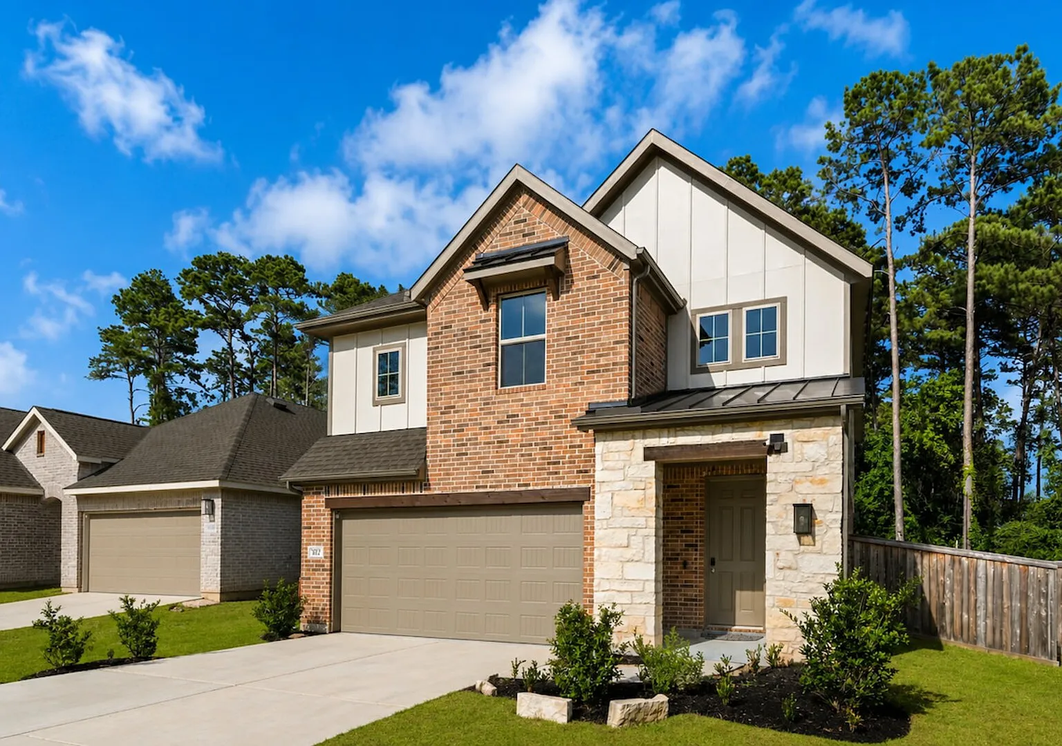 Luxury 4BR 3BA - Peaceful Forest Retreat — Photo 2