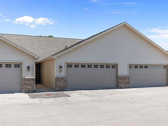 2nd image of 2157 Royal Crest Cir #1