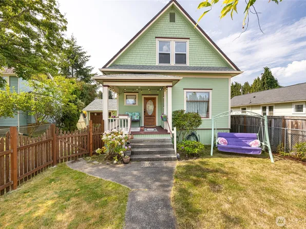 220 W 11th Street, Port Angeles, WA 98362