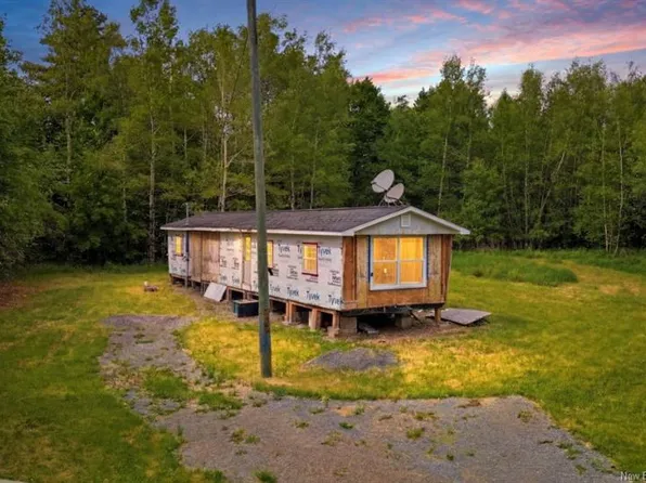 475 Penniac Rd, Saint Marys, NB E3A 9A8