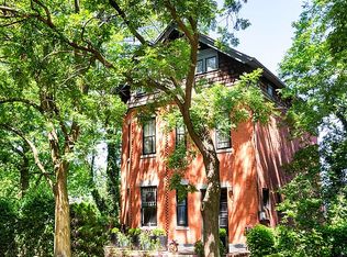 9 Carroll Pl, Staten Island, NY 10301