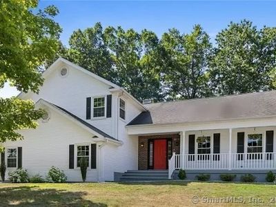 30 Dennison Rdg, Manchester, CT, 06040