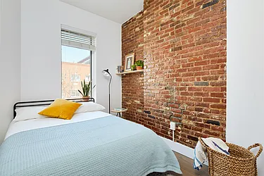 Rented by Venn NY Inc