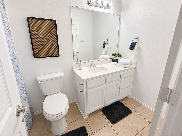 3821 Oak St — Photo 17
