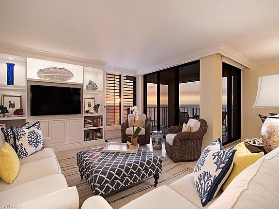 4th image of 3215 Gulf Shore Blvd N #407