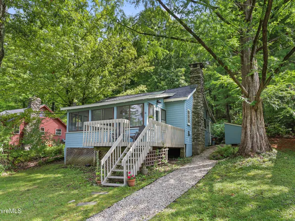 10 Mahkeenac Heights Rd, Stockbridge, MA 01262