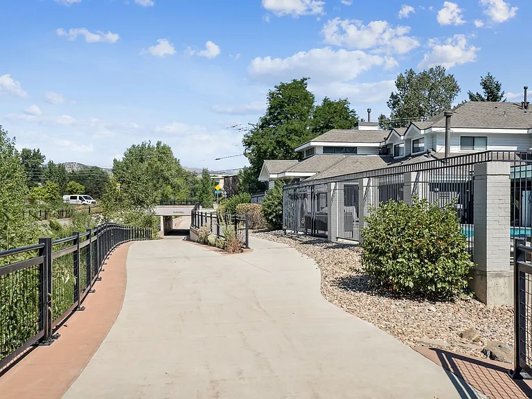 The Magwood — Photo 42