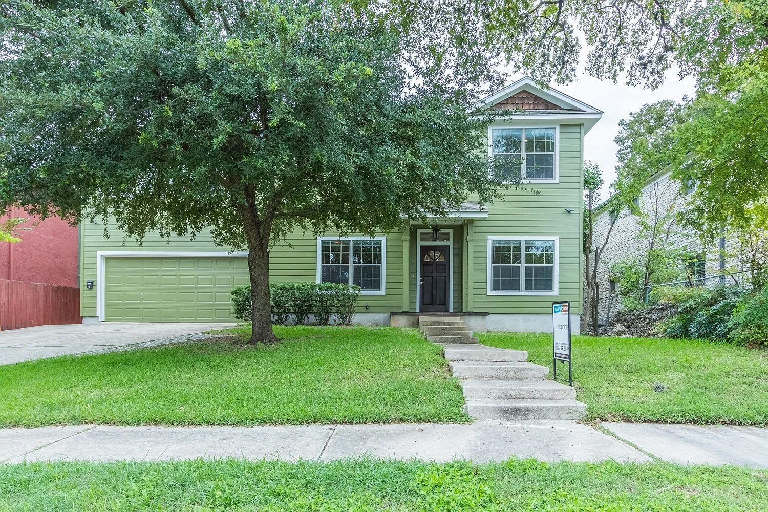 Ut Pre-Lease : 6 Bed / 3 Bath - Spacious Bedrooms, North Of Ut — Photo 2