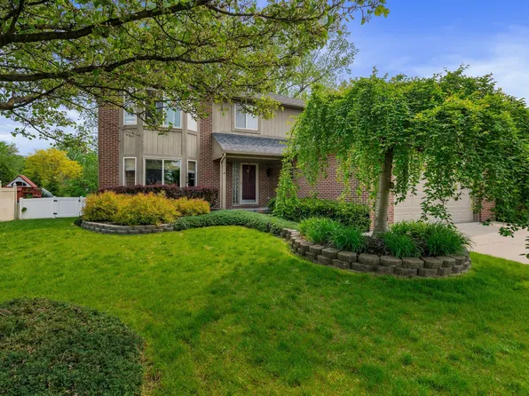 51586 Promenade Ln, New Baltimore, MI 48047