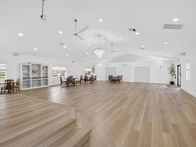 7558 Ironbridge Cir — Photo 172