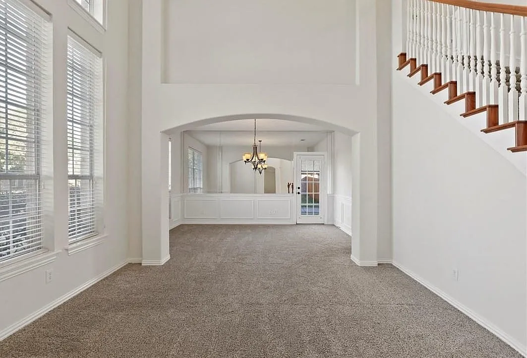 4 bed, 3.0 bath, 3177 sqft, $3,300 — Photo 3