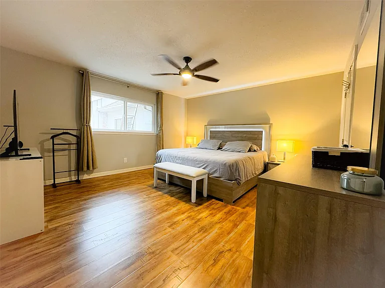 637 S Ripple Creek Dr #637 — Photo 12
