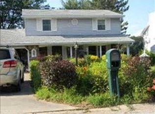 313 E Hickory Grove Rd, Hartford City, IN 47348