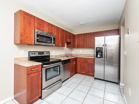 e888497f-655d-497a-8f60-45999cdae292-w_1500-h_1000