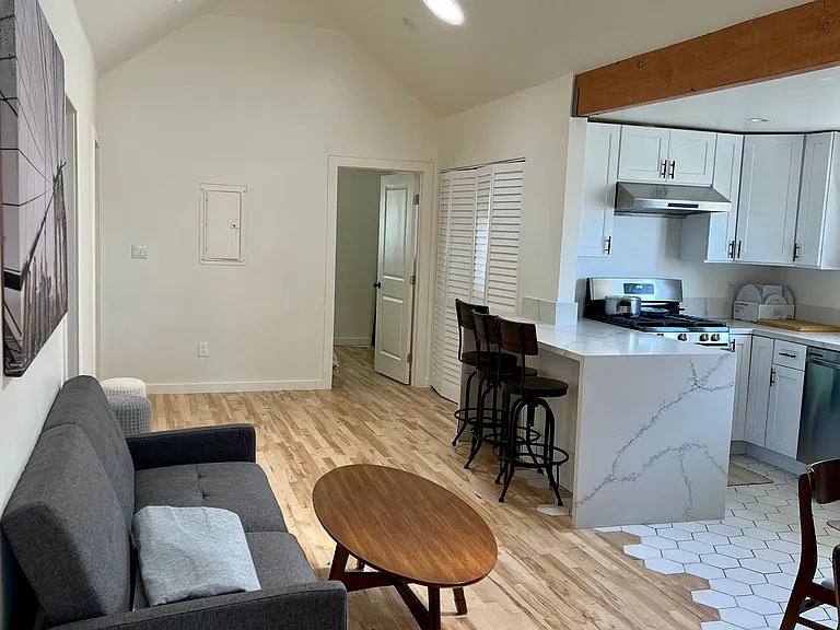 1964 Park Grove Ave #1 — Photo 12