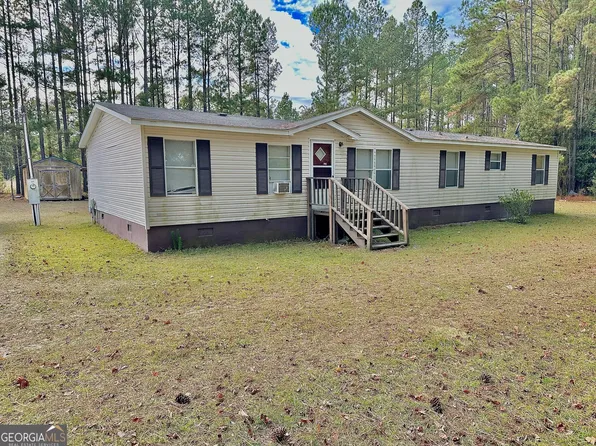 930 Pless Clifton Rd, Brooklet, GA 30415