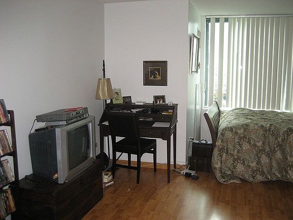 4th image of 480 N McClurg Ct APT 1107