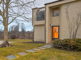 21 S Fulton St, Montauk, NY 11954