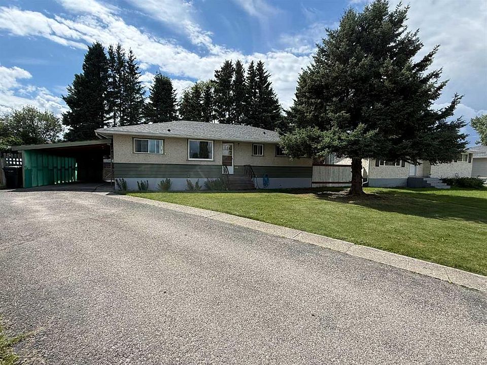 1st image of 105 NE Poplar Pl