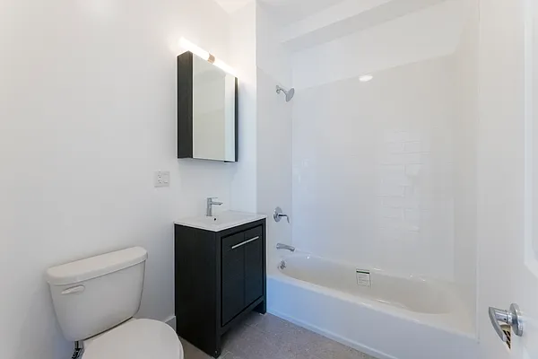 Rented by C2R Management LLC | media 4