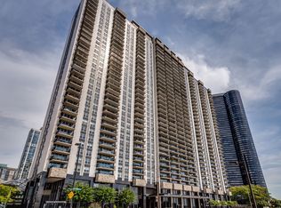 400 E Randolph St APT 1812, Chicago, IL 60601